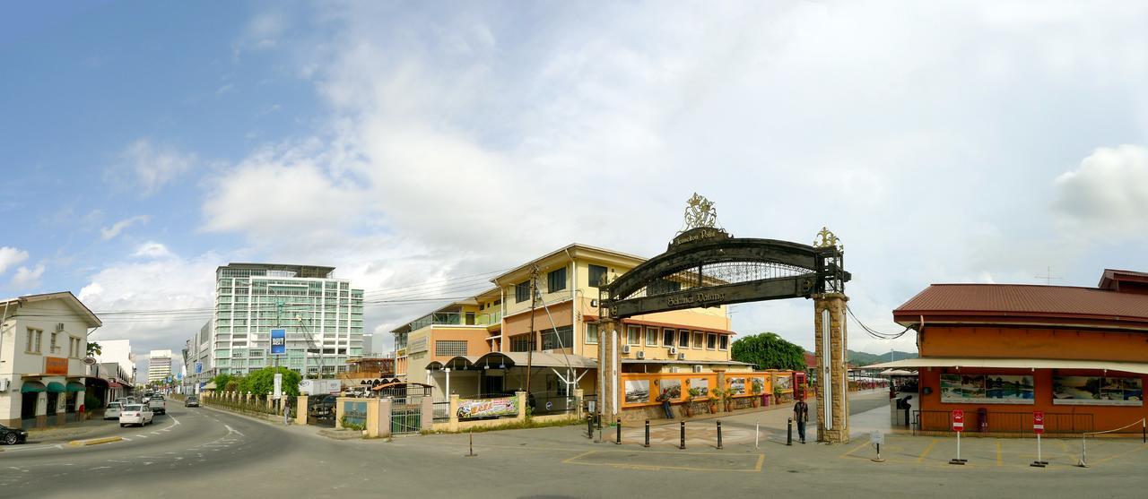 Alpha Hotel Kota Kinabalu Exterior foto